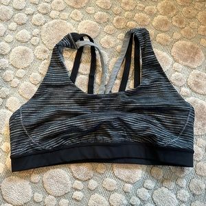 lululemon sports bra